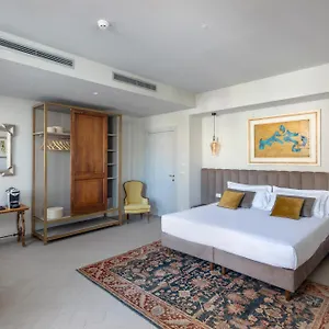 Hotel Paradiso
